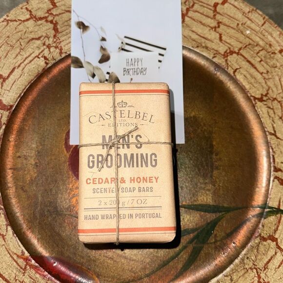 CASTELBEL LIMITED EDITION Cedar Honey Scented Soap Bars for Men 2 Bars - Picture 1 of 8